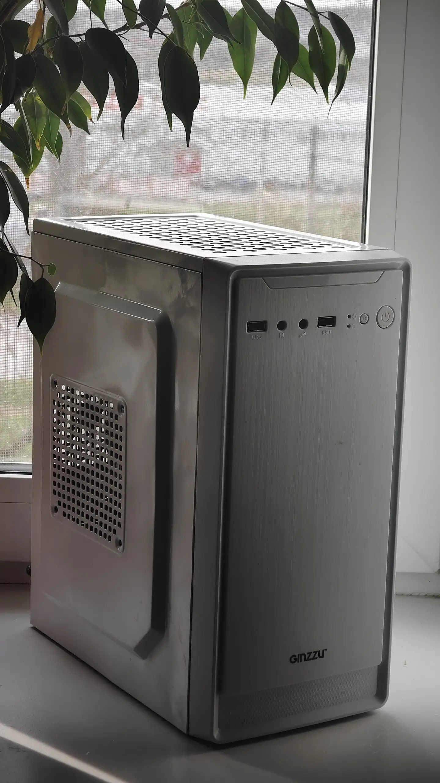 Продам игровой компьютер Xeon E5 32Gb - Компьютеры (Электроника) в Саранск