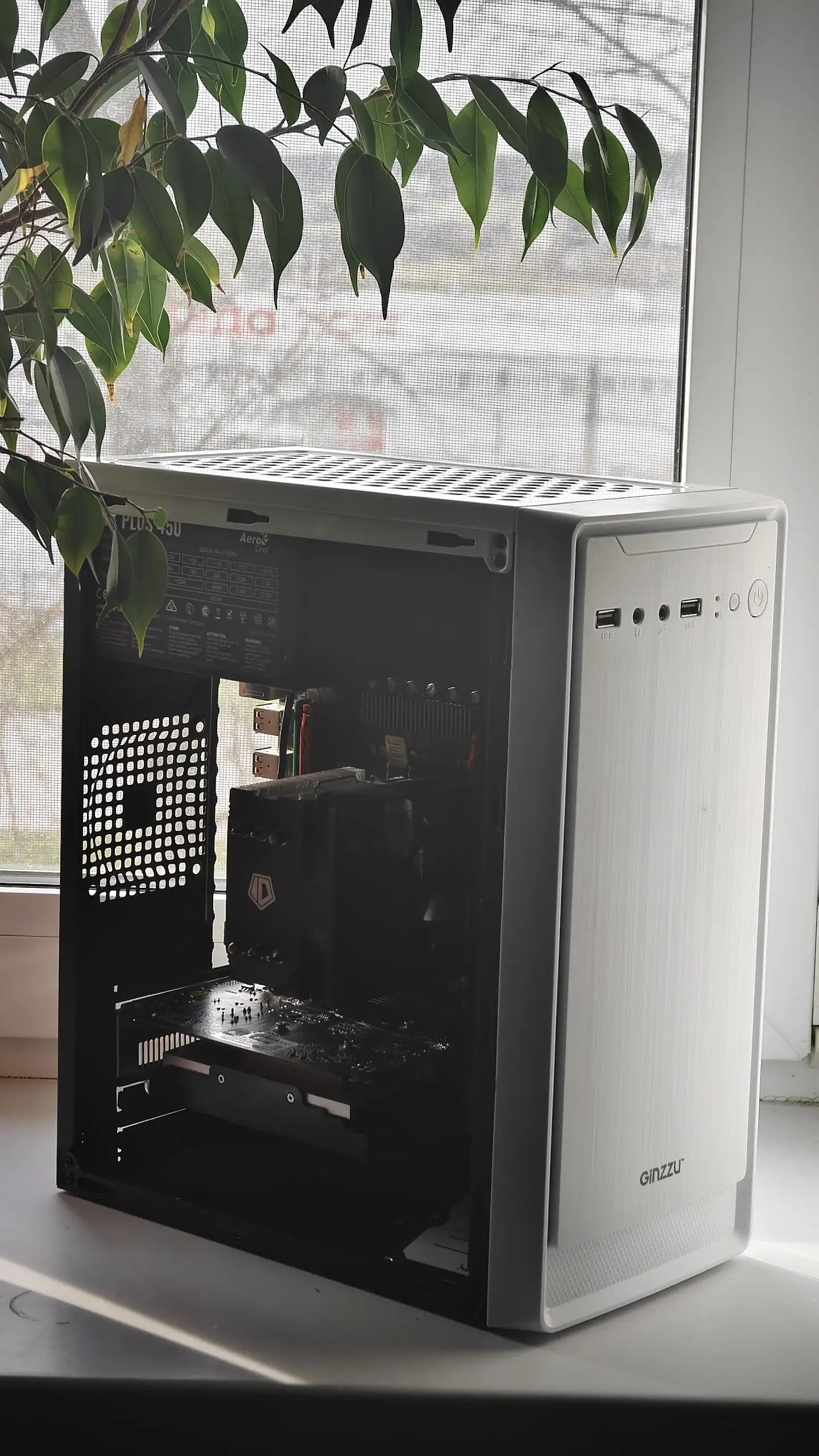 Продам игровой компьютер Xeon E5 32Gb - Компьютеры (Электроника) в Саранск