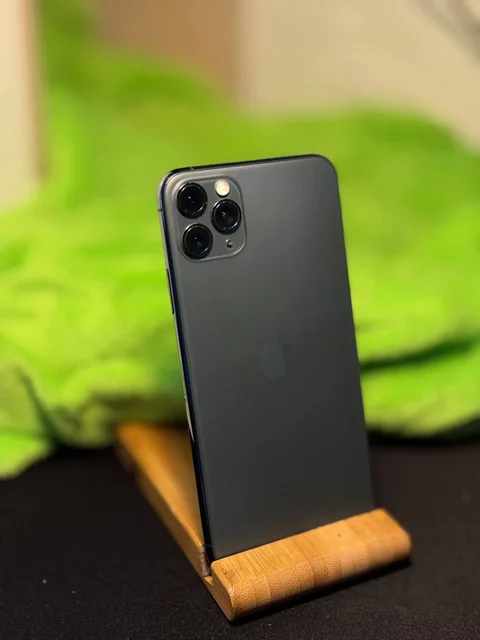 iPhone в отличном состоянии, АКБ 74% - Электроника в Саранск