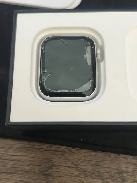 Apple Watch Nike S5 40MM - Игровые консоли в Саранск