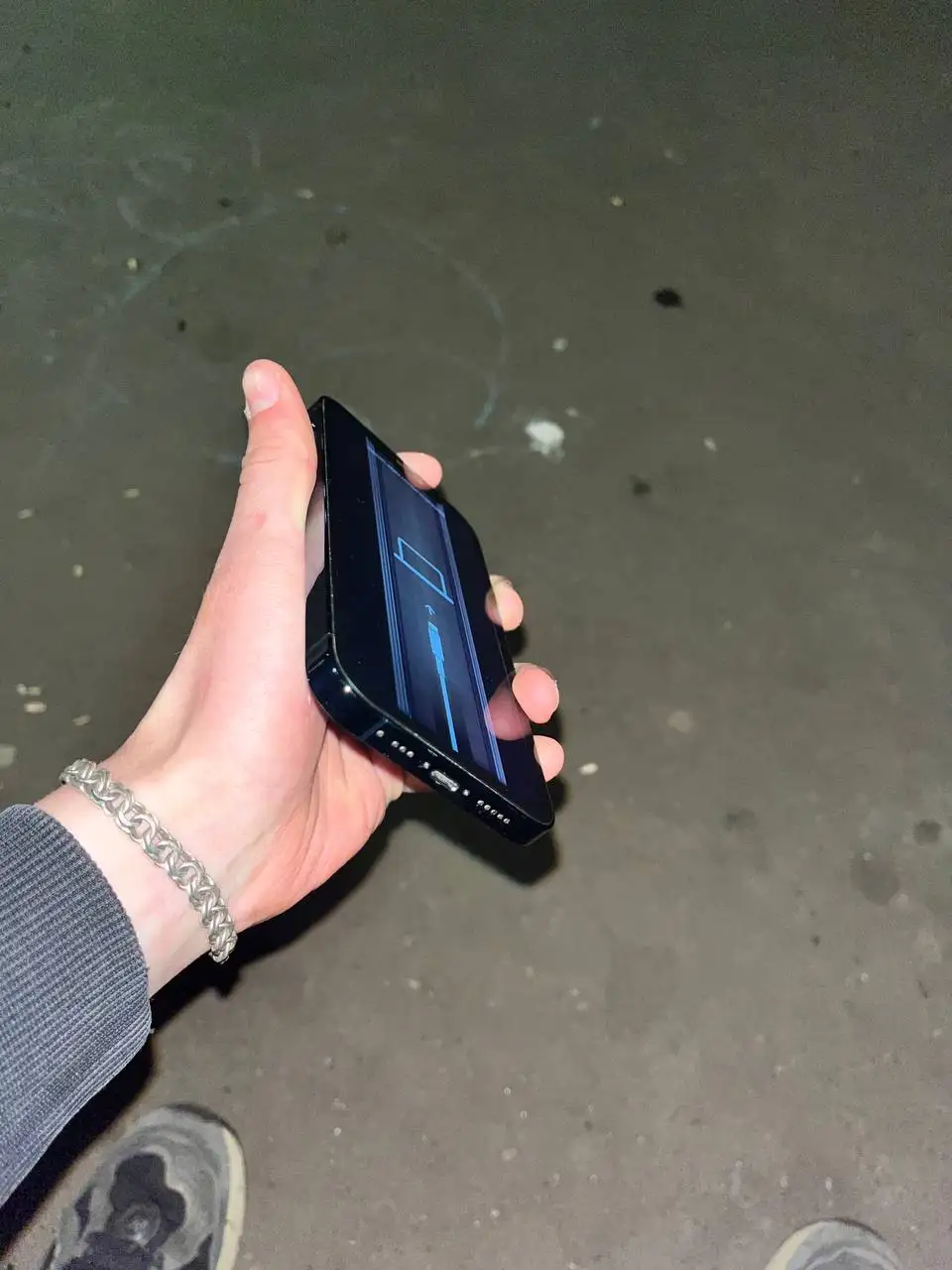 iPhone XR (запаролен) - Смартфоны (Электроника) в Саранск