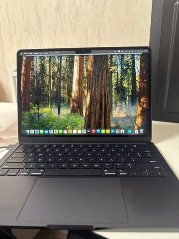 Продам Macbook Air 13 M2 16/256GB Midnight - null в Саранск