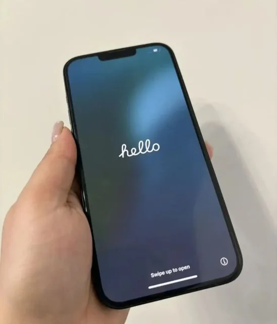 iPhone 14 Plus 128GB Идеал - Зарядные устройства и аккумуляторы в Саранск