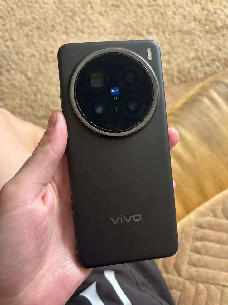 Обмен Vivo X200 Pro на iPhone Pro или Pro Max - Мобильные телефоны (Электроника) в Саранск