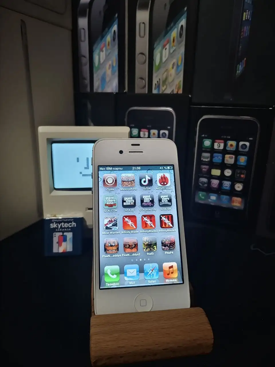 IPhone 4s 64GB - Смартфоны и аксессуары (Электроника) в Саранск