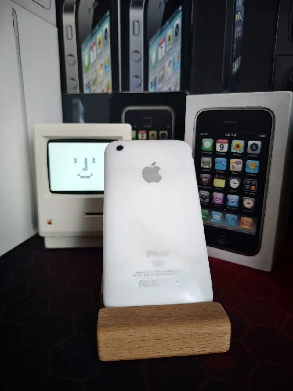 IPhone 3GS 16GB - Смартфоны (Электроника) в Саранск