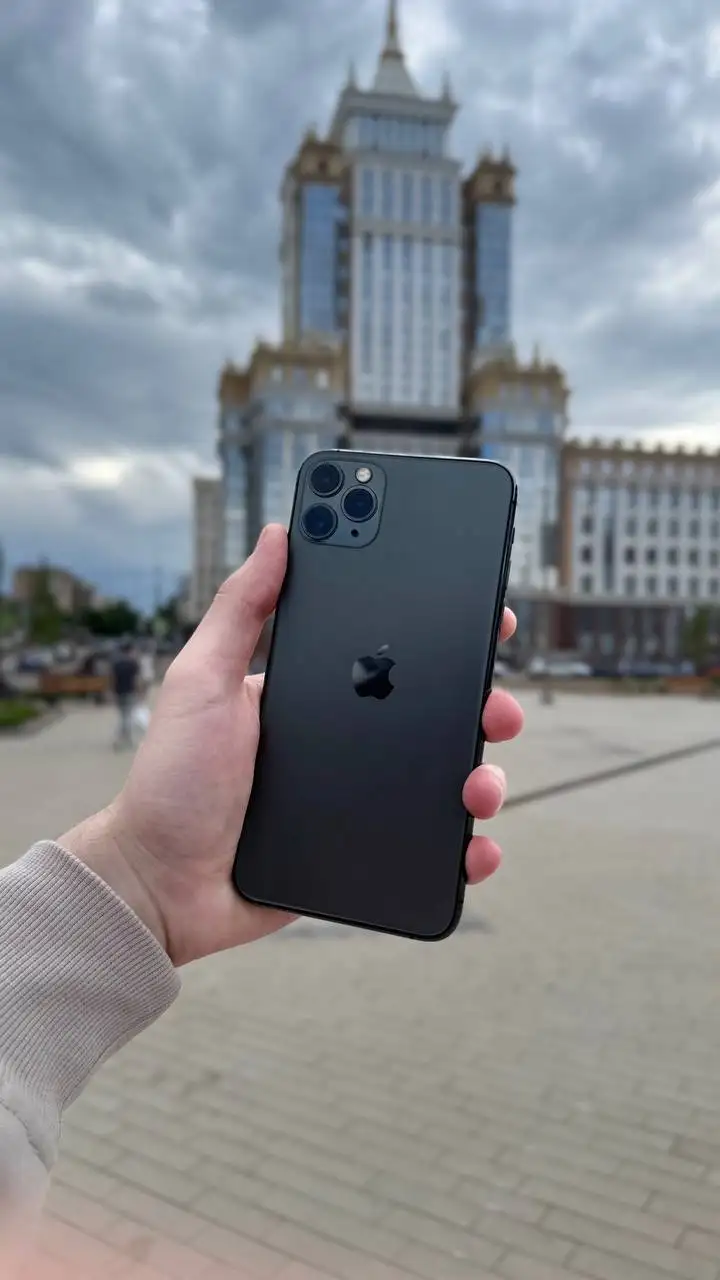 iPhone 11 Pro Max 64GB с аккумулятором 100% - Смартфоны и гаджеты (Электроника) в Саранск
