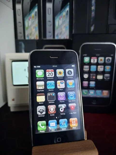 IPhone 3G 8GB - Аксессуары для ПК в Саранск