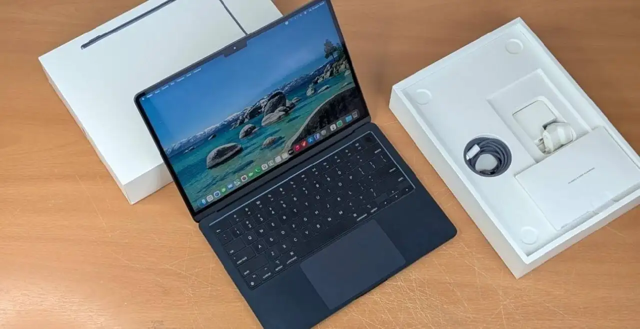 MacBook Air M2 Midnight 8/256 - Ноутбуки (Электроника) в Саранск