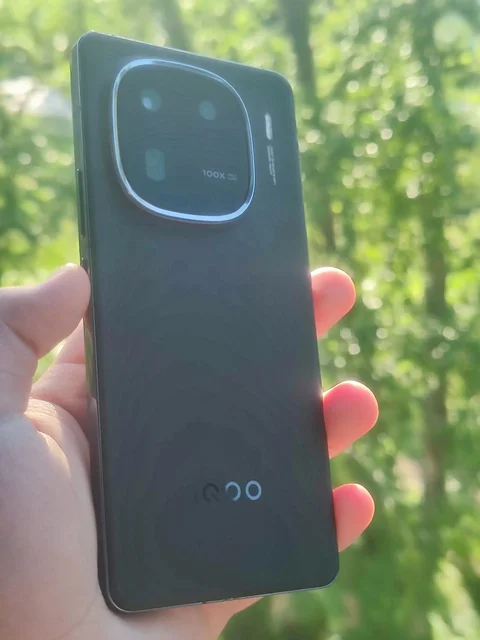 IQOO 12 256/12GB - Аксессуары для ПК в Саранск