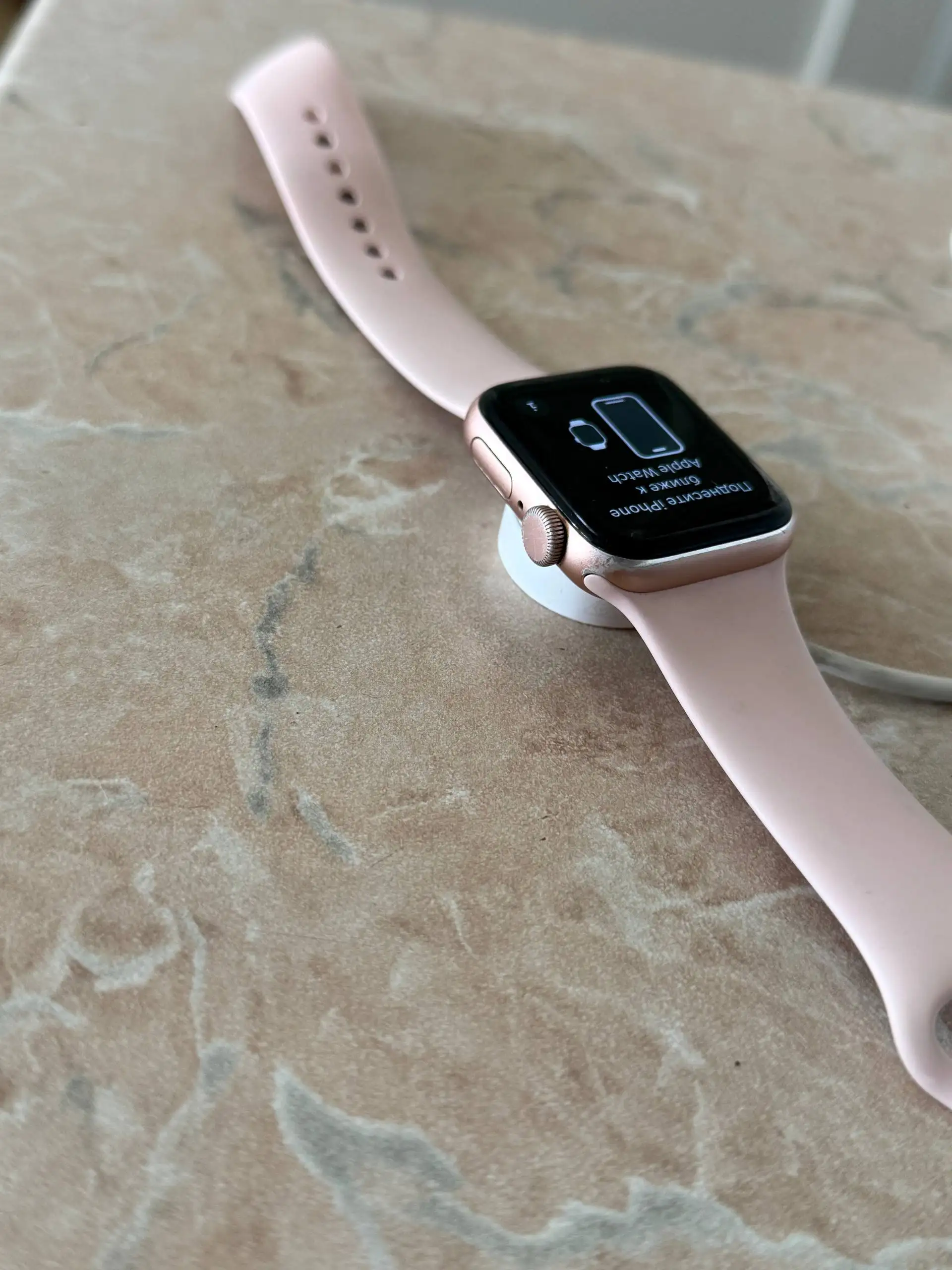 Apple Watch SE (Rose Gold) - Умные часы (Электроника) в Саранск