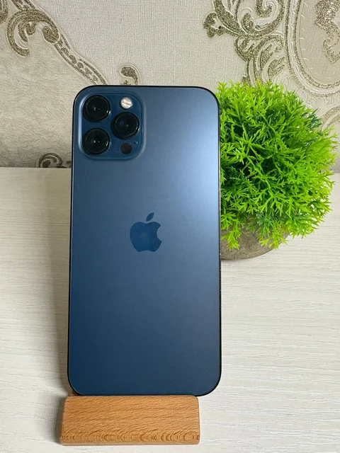 iPhone 12 Pro Max 256 ГБ - Умные часы в Саранск