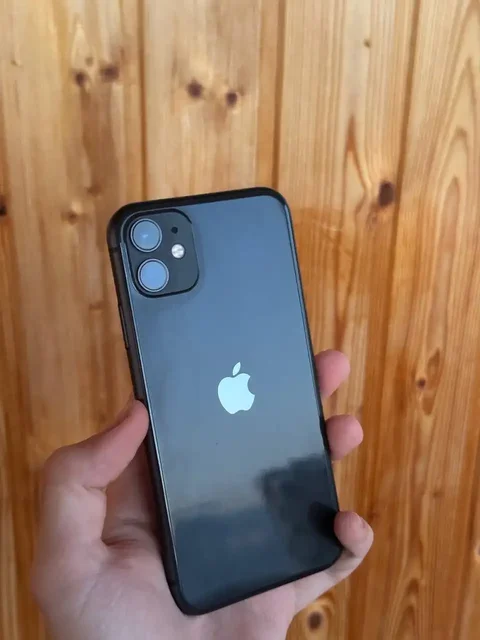 iPhone 11 128GB, аккумулятор заменен, 100% - Клавиатуры и мыши в Саранск