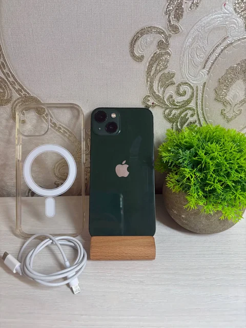 iPhone 13 256 ГБ - Наушники в Саранск