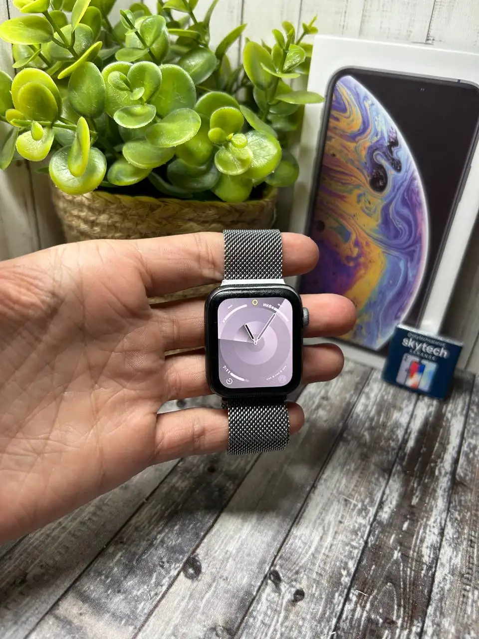 Apple Watch SE 2020 32GB - Умные часы (Электроника) в Саранск