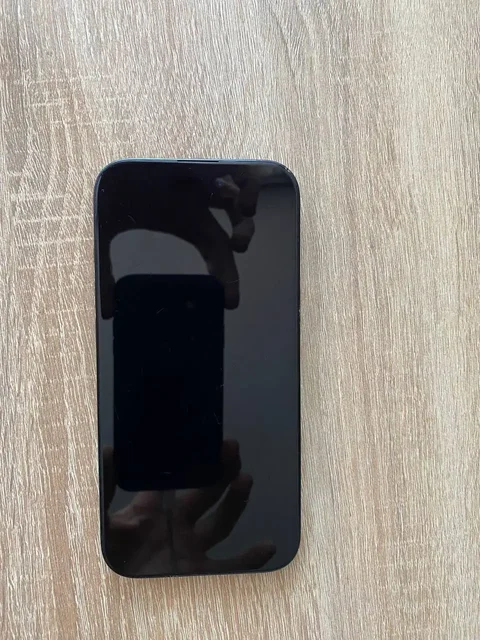 Продам iPhone 15 128 ГБ - Автомагнитолы в Саранск