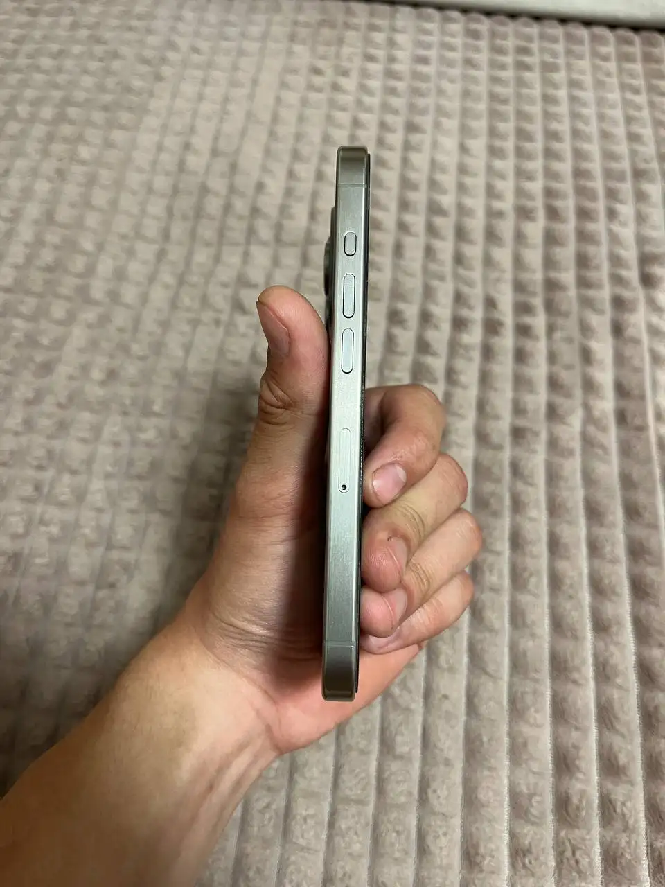 Продам iPhone 15 Pro за 40 000 - Смартфоны (Электроника) в Саранск