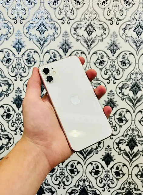 iPhone 11 64 гб - Смартфоны и планшеты в Саранск