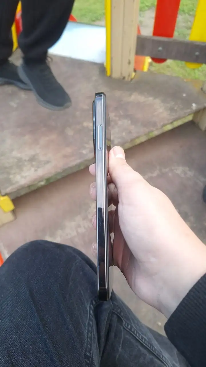 Продажа iPhone с неисправным микрофоном - Электроника в Саранск