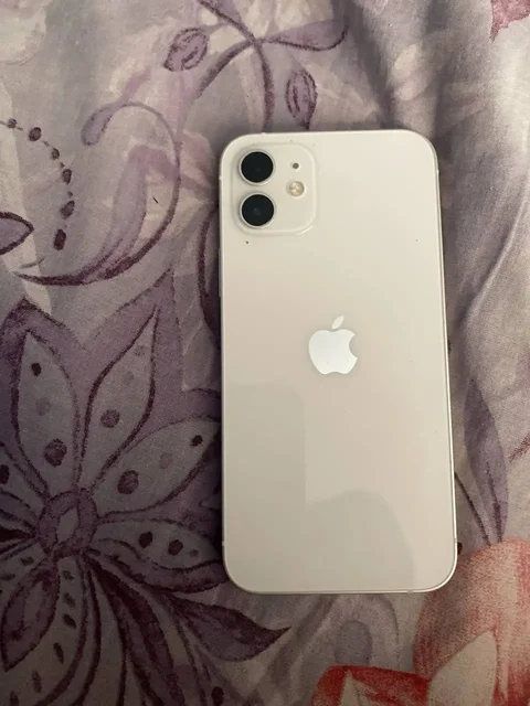 Обмен iPhone 12 64GB, новый аккумулятор - Гаджеты и аксессуары в Саранск