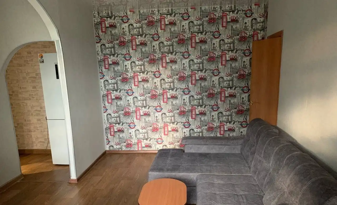 Сдается двухкомнатная квартира в Ленинском районе