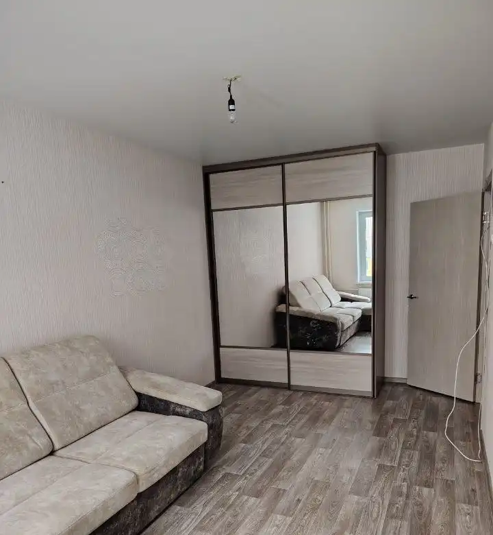 Сдается двухкомнатная квартира в Октябрьском районе