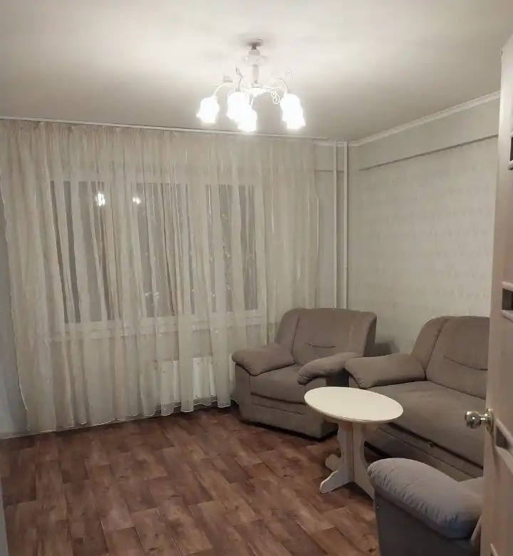 Двухкомнатная квартира в аренду в Красноярске