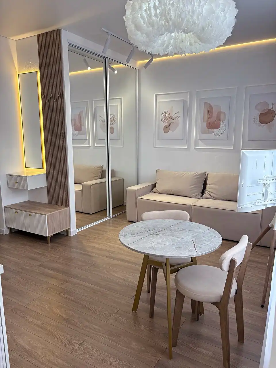 Студия в Красноярске на Красноярского рабочего 26