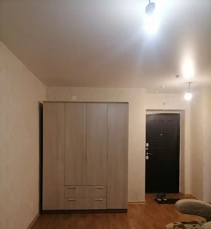 Сдается однокомнатная квартира в Октябрьском районе - Аренда квартир (Недвижимость) в Красноярск