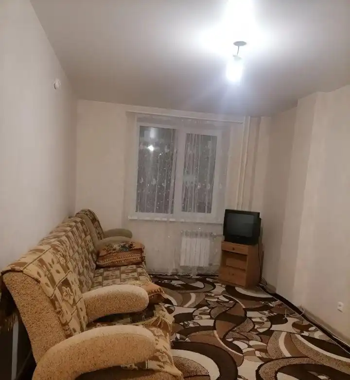 Сдается однокомнатная квартира в Октябрьском районе - Аренда квартир (Недвижимость) в Красноярск