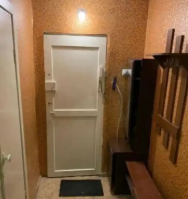 Сдается однокомнатная квартира в Кировском районе Красноярска - Дома в Красноярск