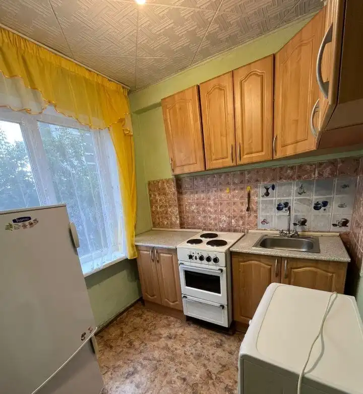 Сдается однокомнатная квартира в Кировском районе Красноярска - Аренда квартир (Недвижимость) в Красноярск