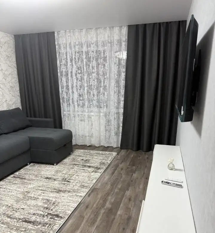 Двухкомнатная квартира в аренду в Красноярске - Аренда квартир (Недвижимость) в Красноярск