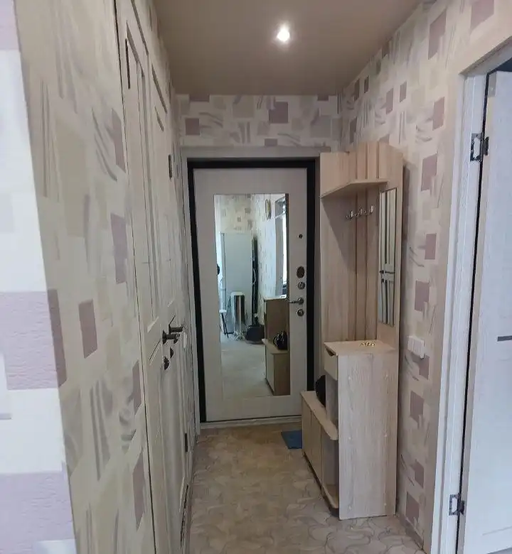 Сдается однокомнатная квартира в Железнодорожном районе - Аренда квартир (Недвижимость) в Красноярск