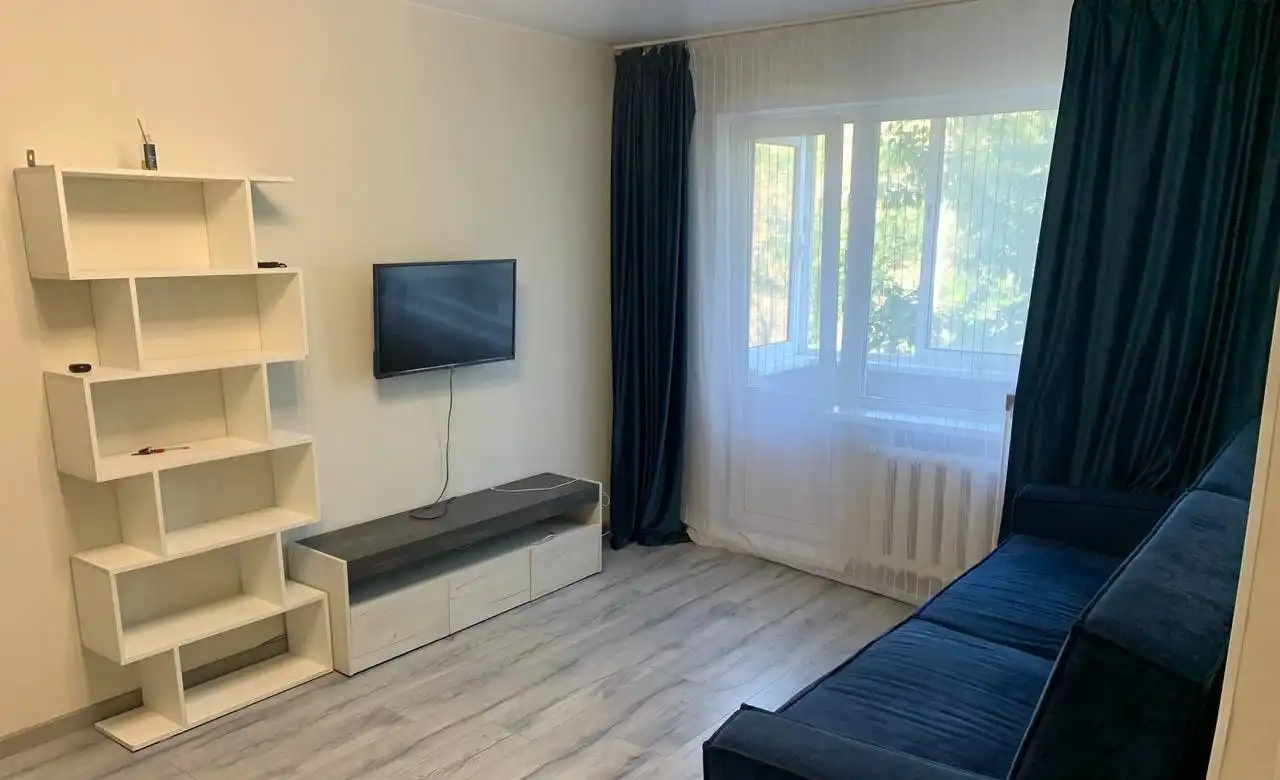 Сдается уютная однокомнатная квартира в Ленинском районе Красноярска - Аренда квартир (Недвижимость) в Красноярск