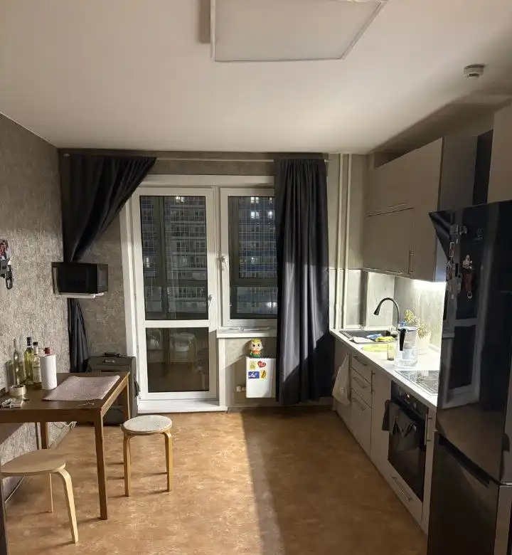 Сдается однокомнатная квартира на Карамзина 6 - Квартиры (Недвижимость) в Красноярск