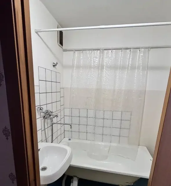 Сдается однокомнатная квартира в Черемушках/Ленинском районе - Дома в Красноярск