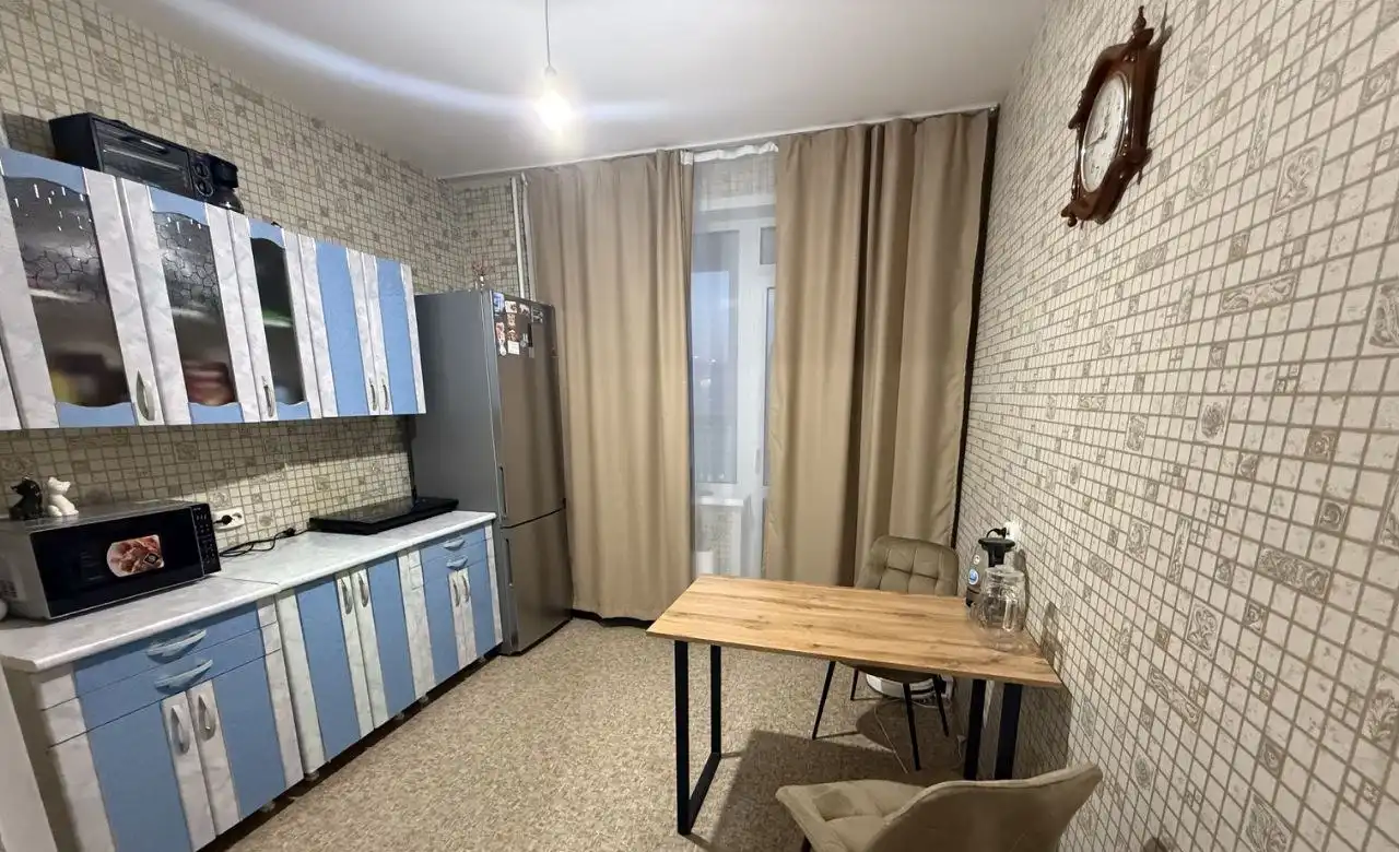 Аренда однокомнатной квартиры на Лесников 25 в Красноярске - Аренда квартир (Недвижимость) в Красноярск