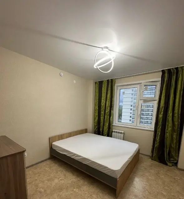 Сдается двухкомнатная квартира в Черемушки/Ленинский районе - Недвижимость в Красноярск