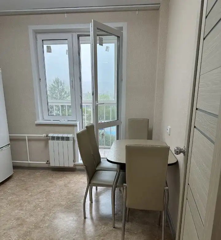 Сдается двухкомнатная квартира в Черемушки/Ленинский районе - Аренда квартир (Недвижимость) в Красноярск