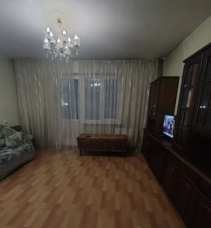 Аренда двухкомнатной квартиры в районе Взлетка, Красноярск - Аренда квартир (Недвижимость) в Красноярск