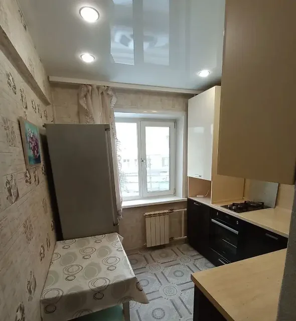 Сдается однокомнатная квартира в Свердловском районе - Недвижимость в Красноярск