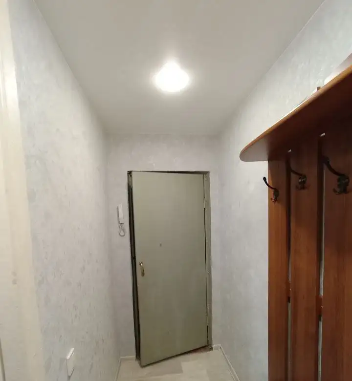 Сдается однокомнатная квартира в Свердловском районе - Аренда квартир (Недвижимость) в Красноярск