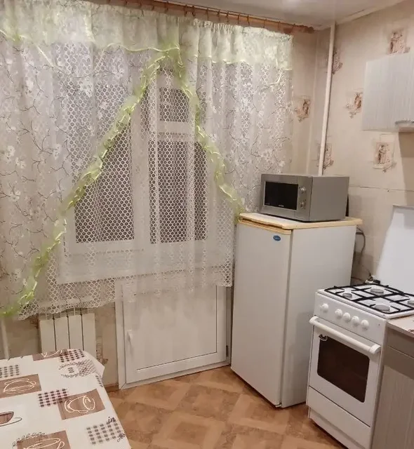 Сдается однокомнатная квартира в районе Зеленая роща/Советский - Недвижимость в Красноярск