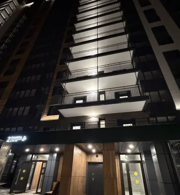 Сдается двухкомнатная квартира в новом доме на Норильской 58 - Недвижимость в Красноярск