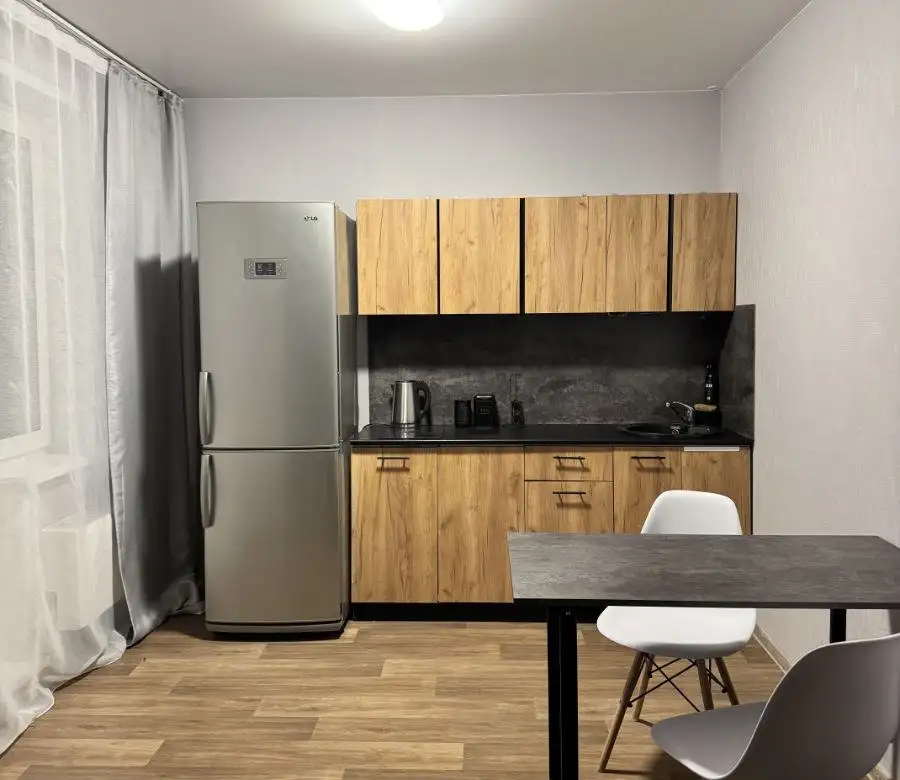 Аренда двухкомнатной квартиры в Красноярске, Октябрьский район - Аренда квартир (Недвижимость) в Красноярск