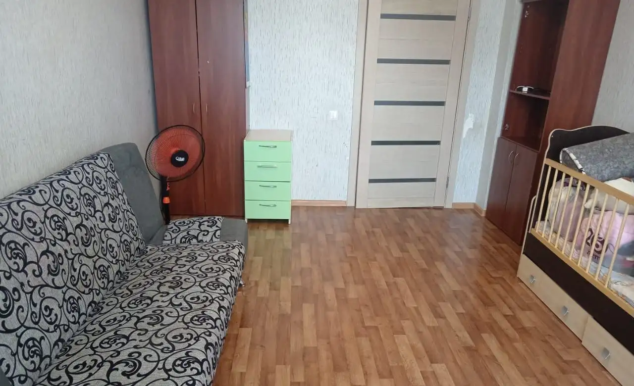 Сдается однокомнатная квартира в новом доме на ул. Александра Матросова - Аренда квартир (Недвижимость) в Красноярск