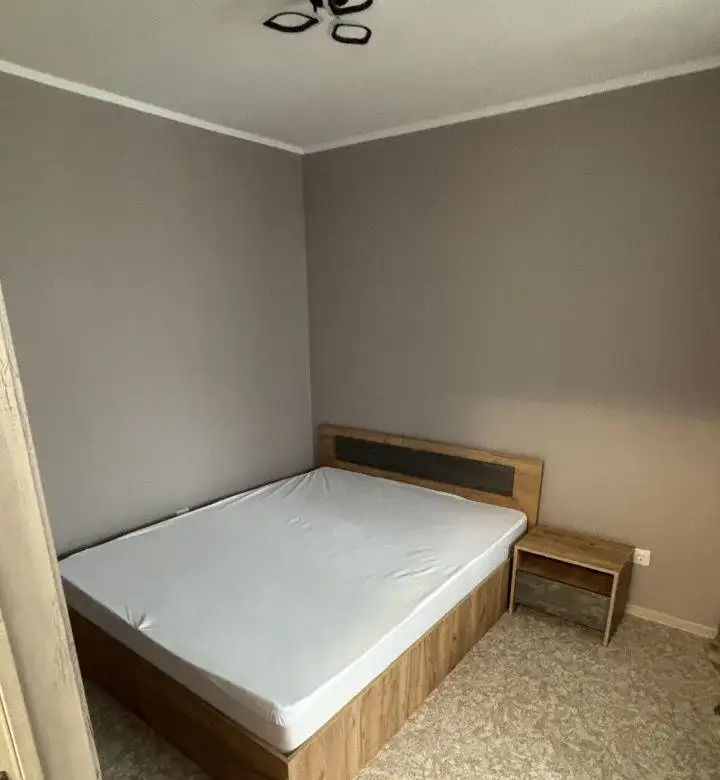 Сдается двухкомнатная квартира на Лесопарковой 43 - Аренда квартир (Недвижимость) в Красноярск