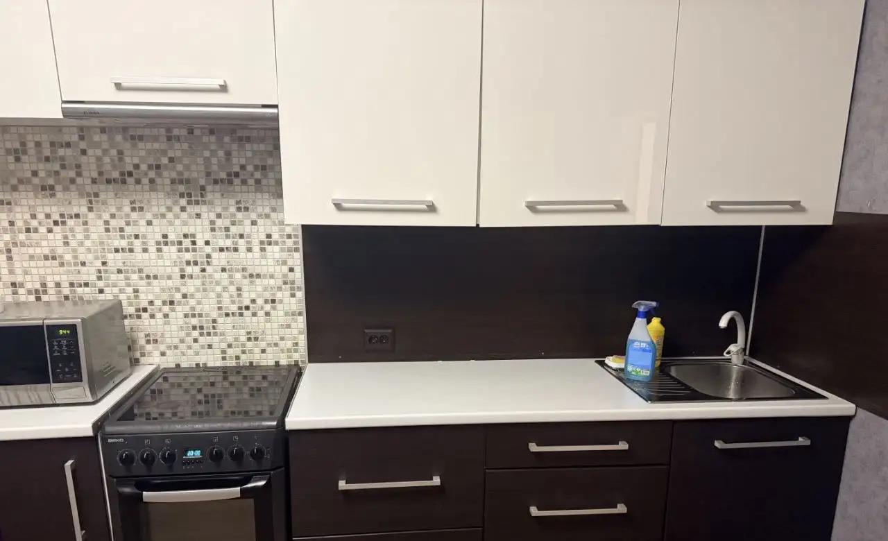 Сдается однокомнатная квартира в Ленинском районе - Аренда квартир (Недвижимость) в Красноярск