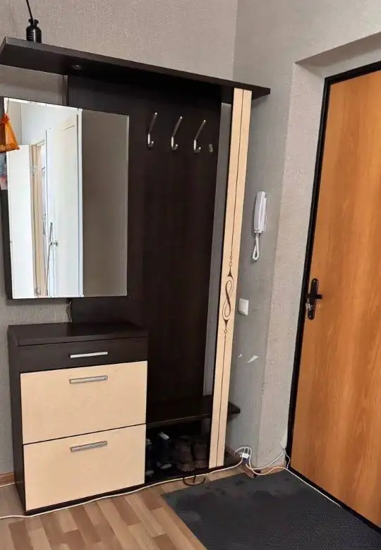 Сдается двухкомнатная квартира на Калинина 47М - Аренда квартир (Недвижимость) в Красноярск